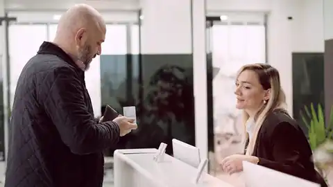 Animated screengrab of a customer talking to receptionist
